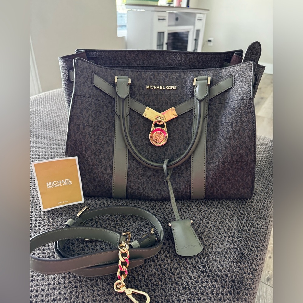 brand new Nouveau Hamilton Large Logo and Leather Satchel!